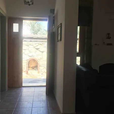 Bodrum Torba Da Tam Muestakil Bahceli Dogal Tas Ev. * Bodrum