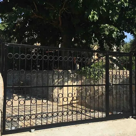 Villa Bodrum Torba Da Tam Muestakil Bahceli Dogal Tas Ev. Bodrum